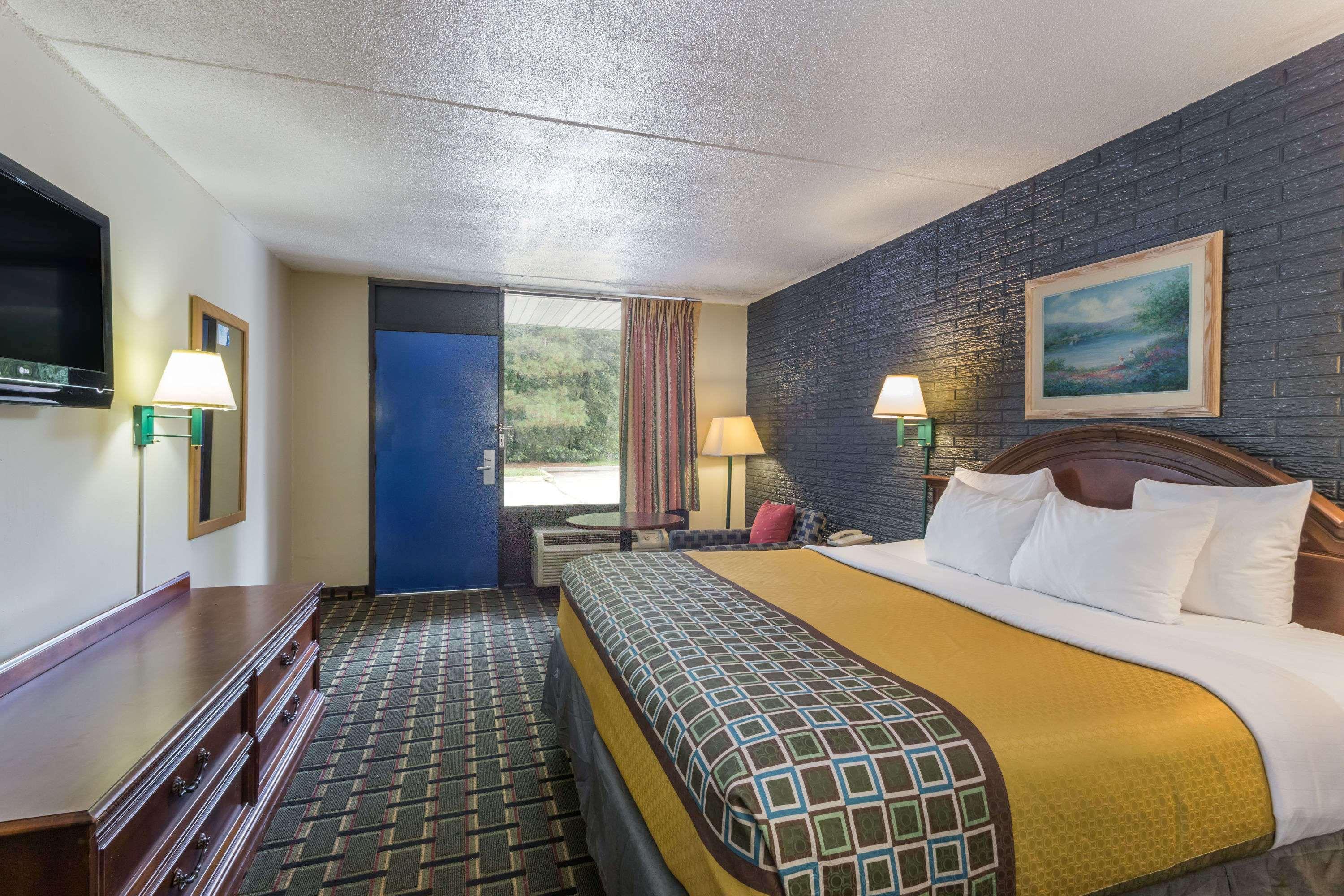 Travelodge By Wyndham Savannah Area/Richmond Hill Kültér fotó